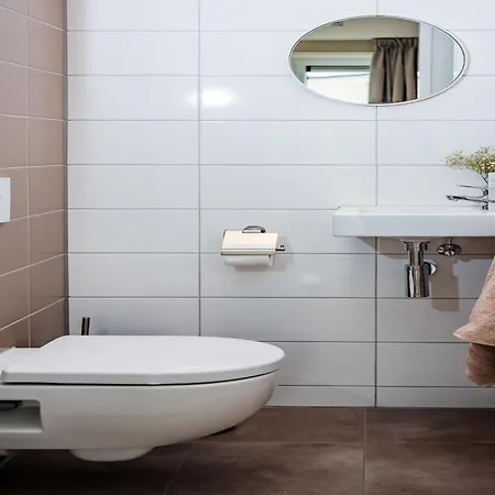 Family Near Hoge Veluwe Park 福尔特赫伊曾