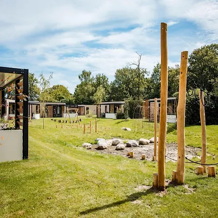 Family Near Hoge Veluwe Park * 福尔特赫伊曾